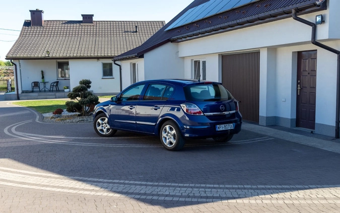 Opel Astra cena 14700 przebieg: 210000, rok produkcji 2008 z Łomża małe 211